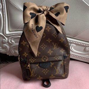 Meet your Posher, Alondra